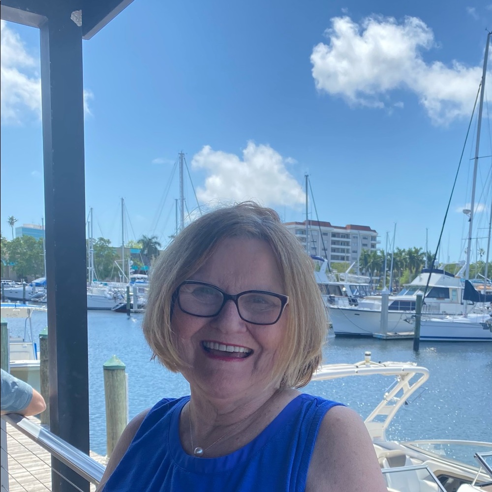 Meet your Posher, Glenda